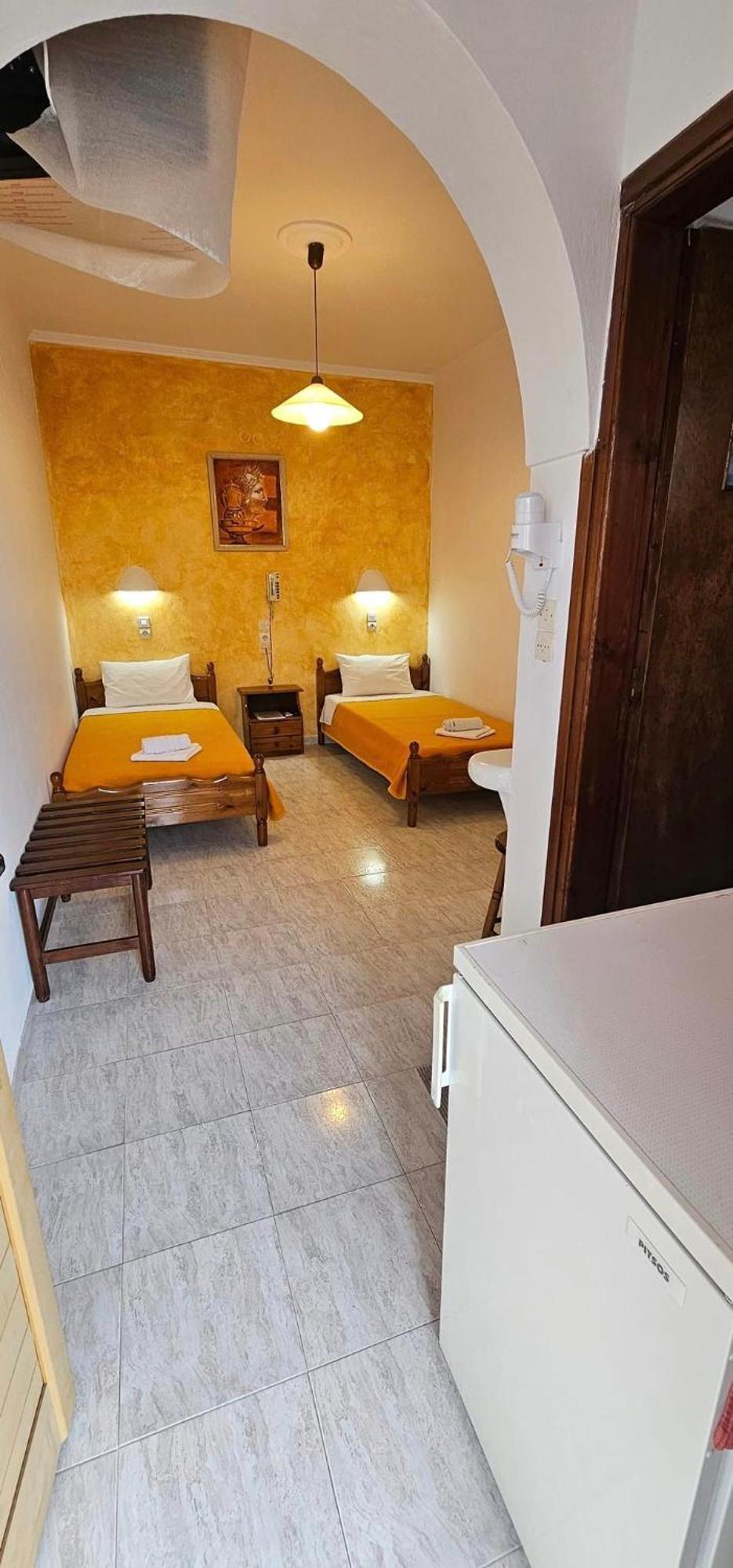 Hotel Palladion Karterádos Eksteriør bilde